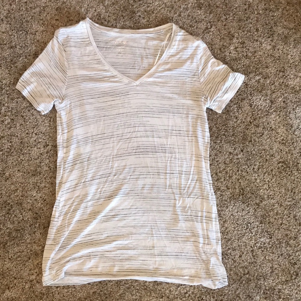 V-neck dressy shirt